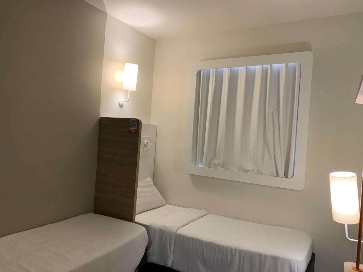 ibis budget Muriae Bagian luar foto